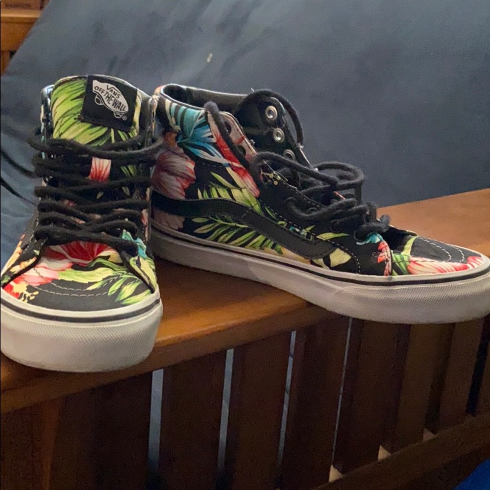High Top Hawaiian floral vans
